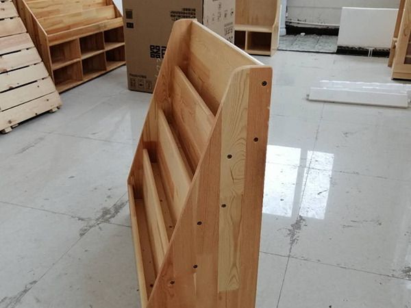 三角展示書架